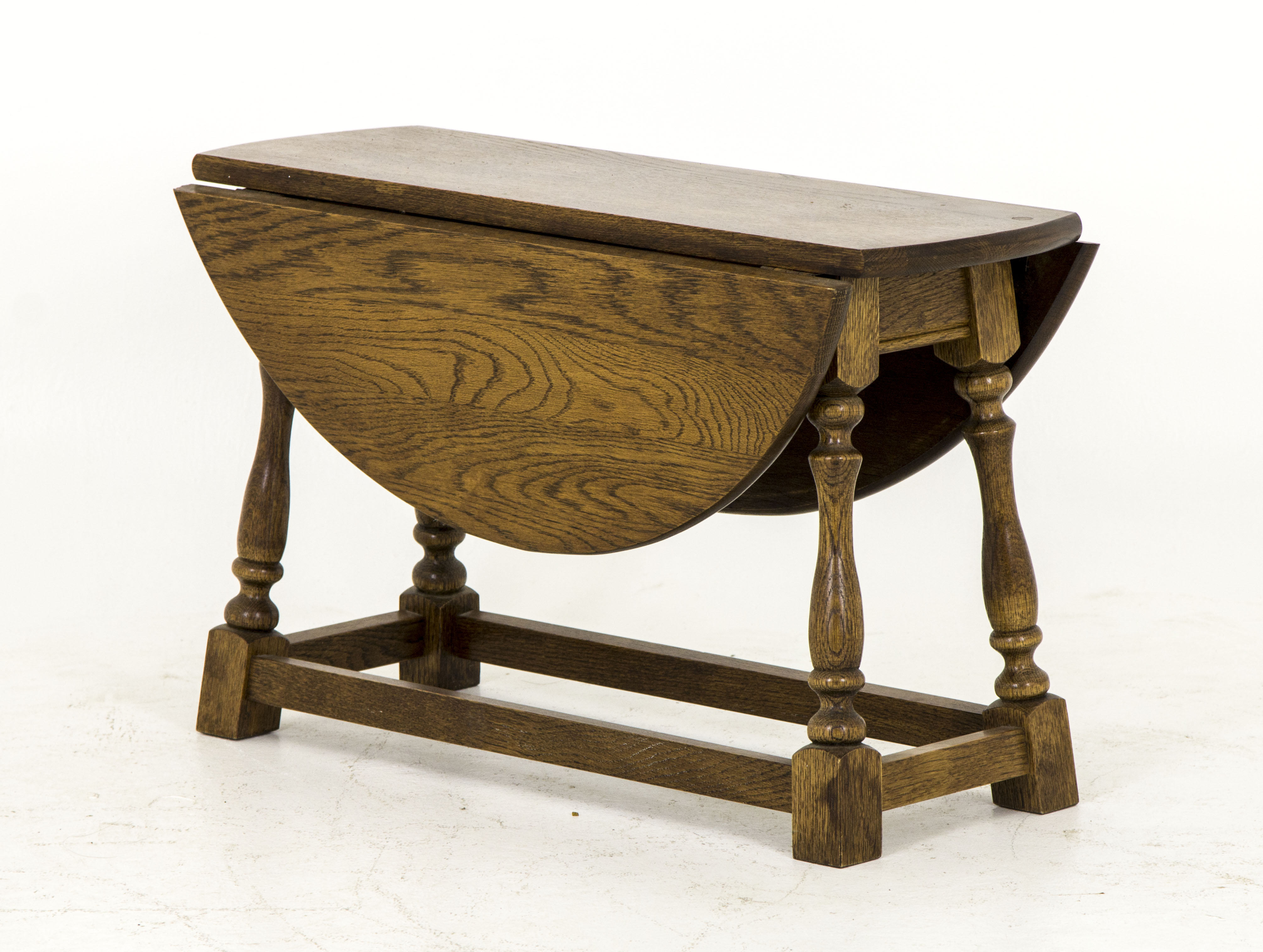 B545 Antique Scottish Petite Drop Leaf End Table, Coffee Table